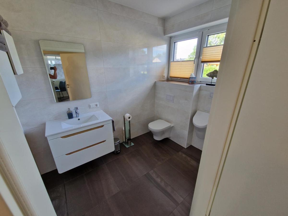 Apartment Nahe Meyer Werft In Ostfriesland Mit Kueche & Netflix Westoverledingen Exterior foto
